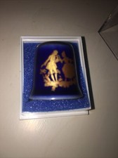 Boxed Limoges Porcelain Blue & Gold Thimble