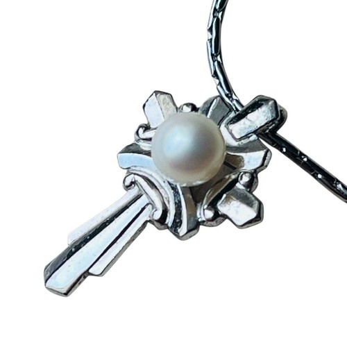 Vintage mikimoto pearl pendant - mikimoto,