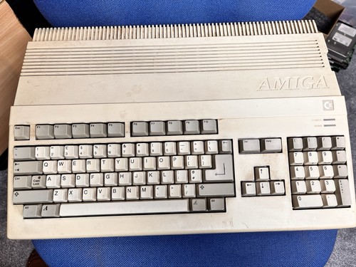 Commodore amiga 500 - commodore,