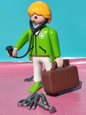 PLAYMOBIL FIGURE DOCTOR DOCTOR