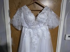 * BRAND NEW NEVER WORN FULL