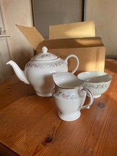 Mayfair Alpine Fine Bone China 3 piece tea set (boxed)