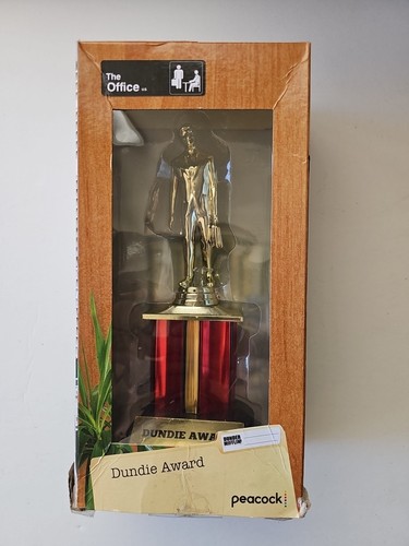 Dundie trophy award the - award, office