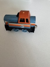 Take and play Thomas The Tank Engine & Friends Train - Den