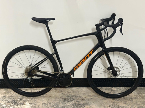 Giant revolt advanced - advanced, carbon