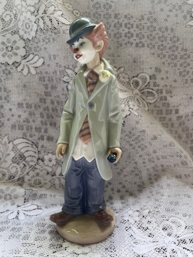 Lladro circus sam - sam, with