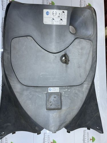Honda pes 125 leg shield - honda,