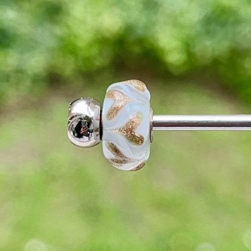 Authentic genuine trollbeads
