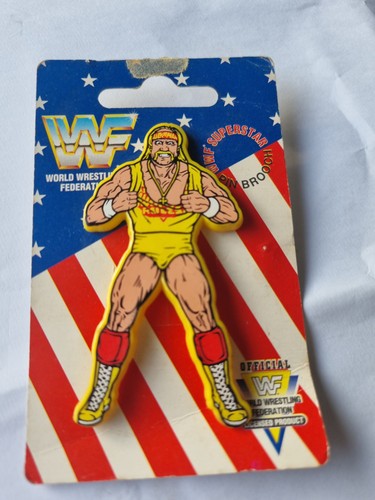 Vintage wwf wrestling pin - wrestling,