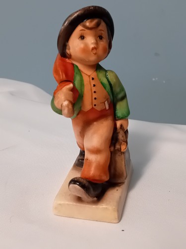 Goebel hummel figurine - hummel,