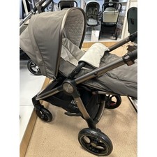 Ex-Display Mamas & Papas