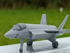 1/144 model F35 Lightning x 2