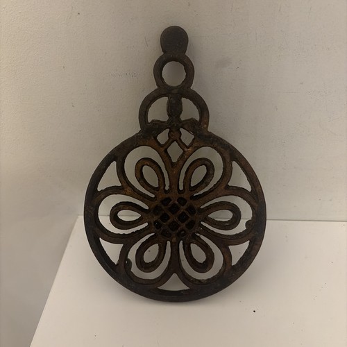 Vintage small black cast - vintage, iron