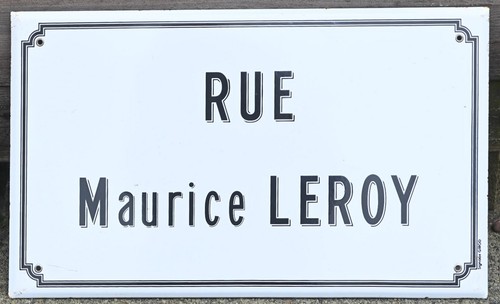 Large modern french street - french,
