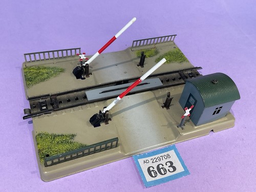 Marklin 7390 level crossing - ,