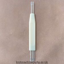 Toyota KS 901 Knitting Machine