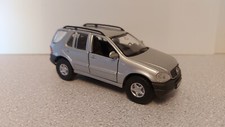 1/41 Maisto Mercedes Benz