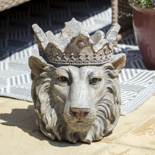 Regal crowned lion head - regal,