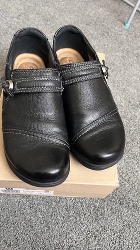 Ladies clarks leather shoes - ladies,