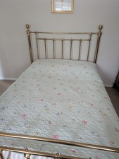 Large V&A Mint Green Floral Quilted Throw Blanket Bedspread Pink Blue Flowers