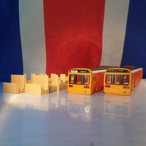 Hornby class 142 dmu - oo,