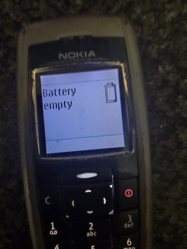 Nokia 2600 mobile phone retro - mobile,