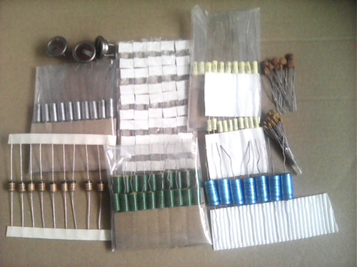 Vintage capacitors job lot - capacitors,