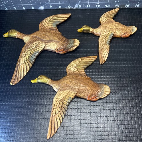 Vintage set painted - of, 3