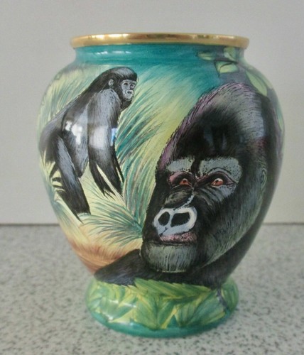 Limited edition moorcroft - limited,