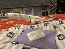 Skymarks Etihad Airways Boeing 777-300ER 1:200 Scale Model SKR1067