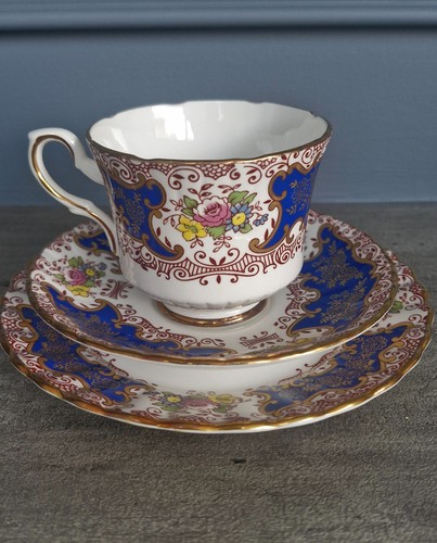 Vintage teacup saucer and - vintage, teacup,