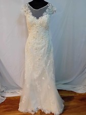 Wedding Dress size 12 ivory lace Justin Alexander, check measurements A