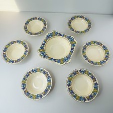 Crown Ducal Florentine Bowls Made In England 6 Soup Bowls & 1 Large Rare