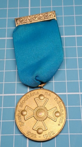 1922 1982 garda - -,