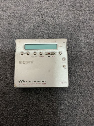 Sony r900 walkman - sony,