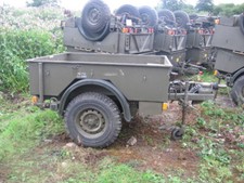 1 PENMAN  TRAILER DIRECT EX ARMY - MOD RESERVE STORES CHOICE SUIT WOLF LANDROVER