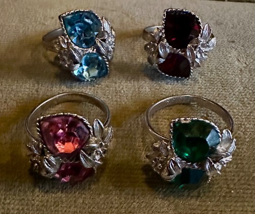 Vtg sarah coventry - 4,