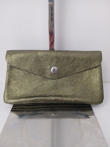 Metallic olive green leather - green,