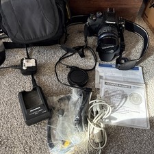 Olympus E-420 Digital Camera & Olympus 14-42 1:3.5-5.6 