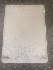 SIZZIX EMBOSSING FOLDER CURVY