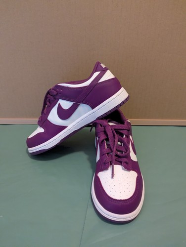 Nike dunk low shoes - nike, size