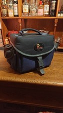 Fantastic condition - Retro medium camera bag by Playstor