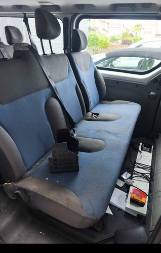 Vauxhall vivaro renault trafic - vivaro,