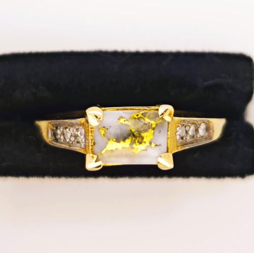 9ct gold quartz diamond - 9ct,
