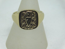 9ct Gold Oblong Cushion St