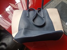 Nicole Brown Blue Cream