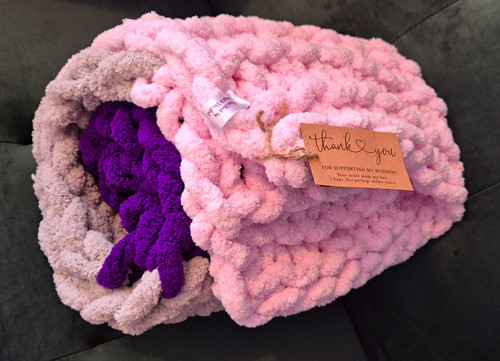 Chunky knit colourblock sofa - chunky,