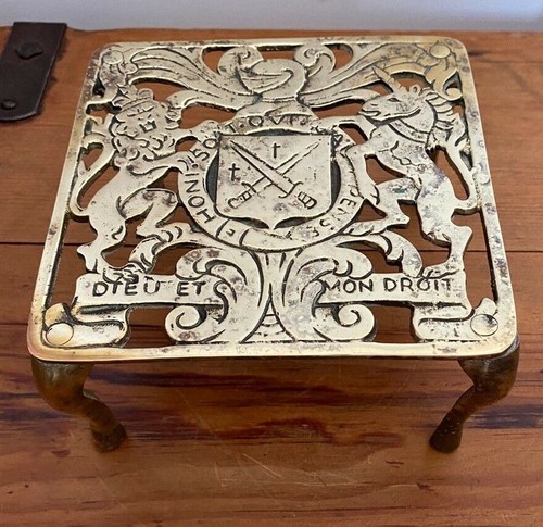 Antique dieu mon - dieu, droit