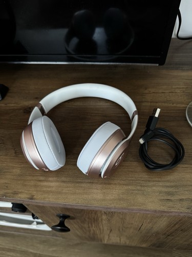 Apple beats solo headphones - apple, 3