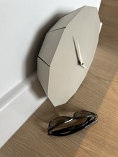 Design Wall Clock (metal, beige, 26cm)